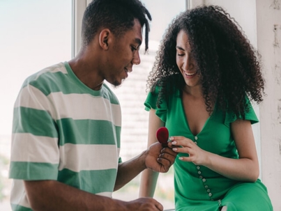 couple getting engaged
